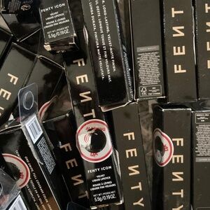 FENTY Velvet icon liquid lip lot (5)